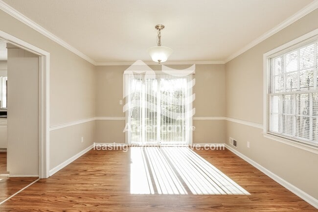 Photo - 3512 Jamaica Dr