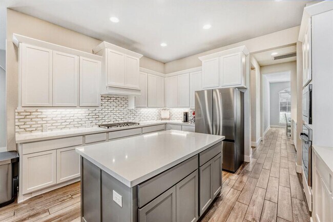 Photo - 505 Trout River Rd