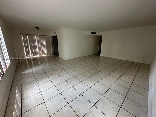 Photo - 5400 NW 18th St Unit 1N