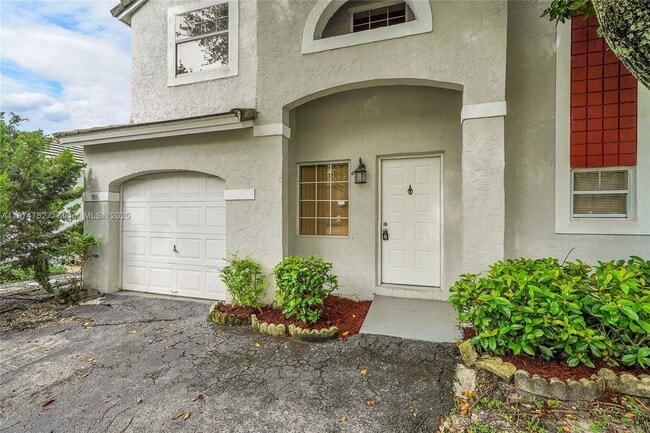 Photo - 815 NW 98th Ave
