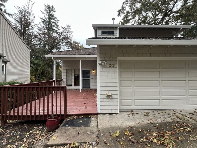 Photo - Spacious 3-Bedroom Home with Vaulted Ceili...