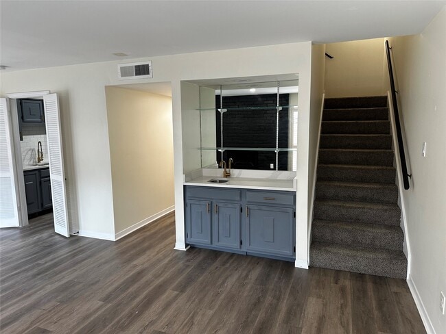 Photo - 10378 Briar Forest Dr Unit 32/5