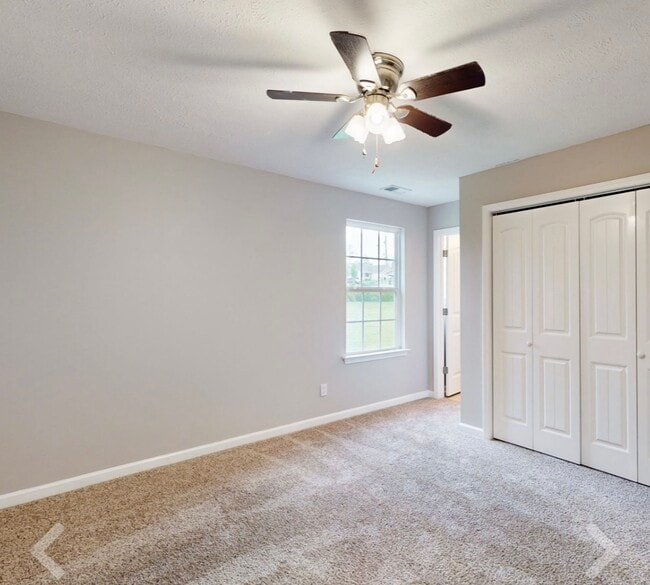 Photo - 102 Glen Valley Cir