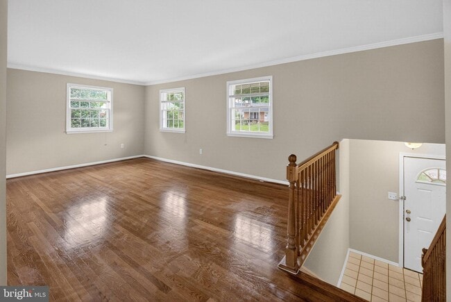 Photo - 13008 Bellevue St