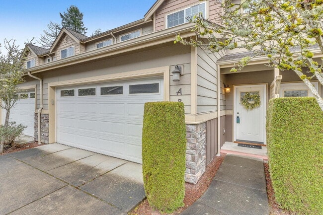 Photo - Gorgeous 3 Bedroom Townhome in Gated Commu... Unidad A8