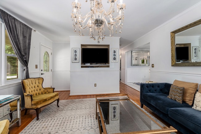 Photo - 1109 Leeward Ave Unit A