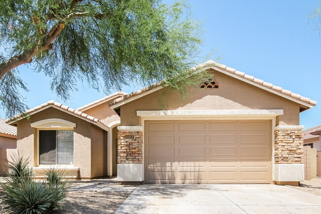 Building Photo - 15248 W Port Royale Ln