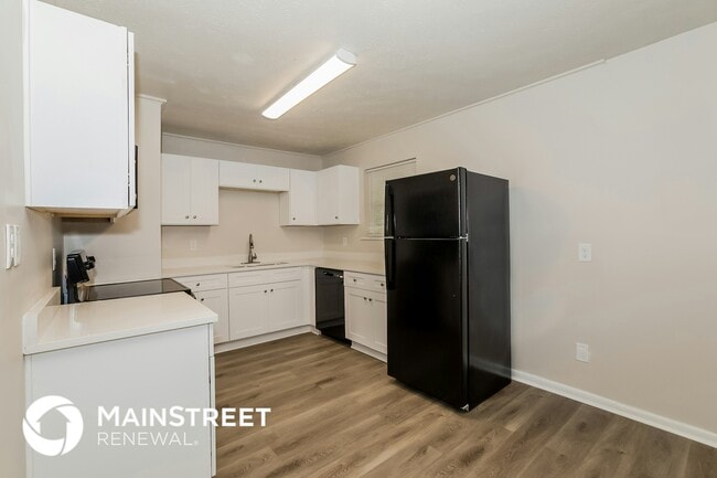 Photo - 424 Azalea Dr