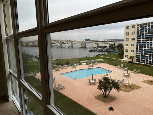 Building Photo - 1224 S Peninsula Dr Unit 408 Rental