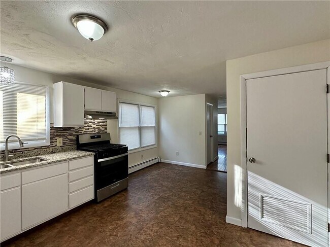 Photo - 35 Lancashire St