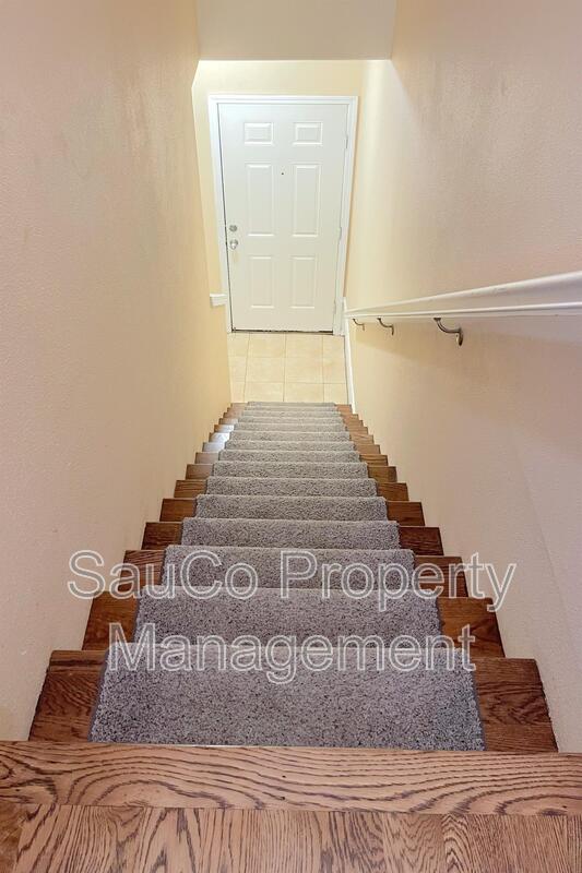 Photo - 20018 SW Monson St