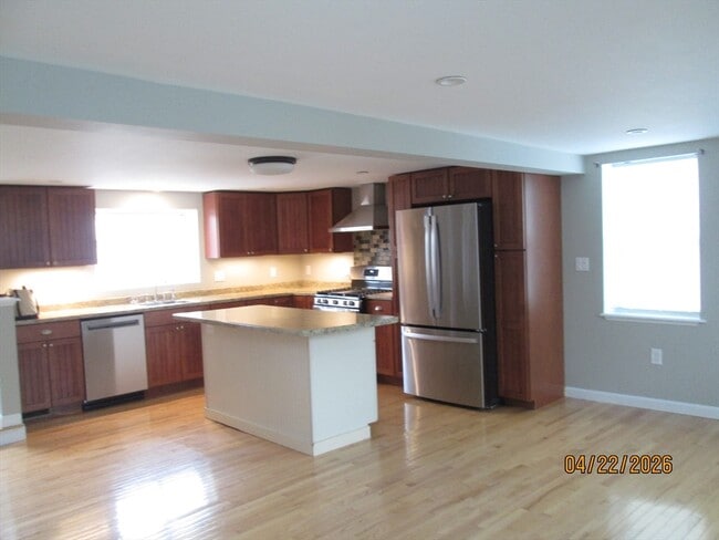 12 Parsons St Unit 2