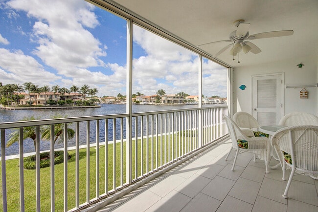 Photo - 3100 S Ocean Blvd Unidad 216