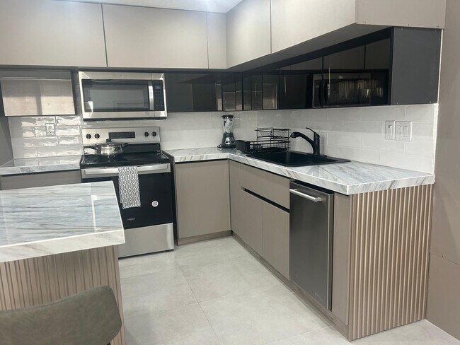 Photo - 217 SW 15th St