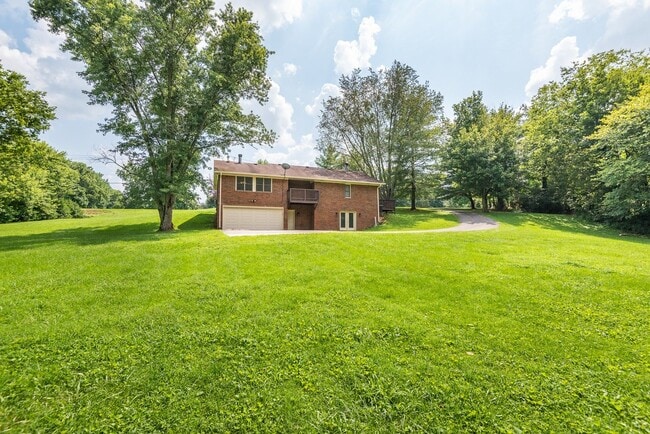 Photo - Beautiful Ranch Home in Thompson Station