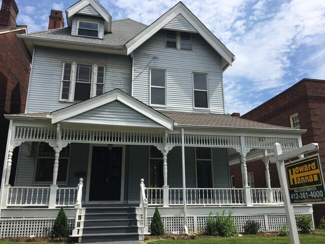 Photo - 165 Morewood Ave Unidad 2