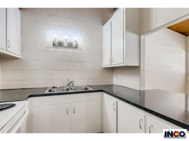 Photo - 6075 S Sterne Pkwy