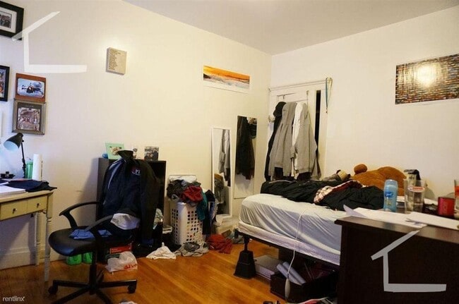 Photo - Spacious Brookline Apt near BU; perfect for students!  Granite Countertops, 2 Decks