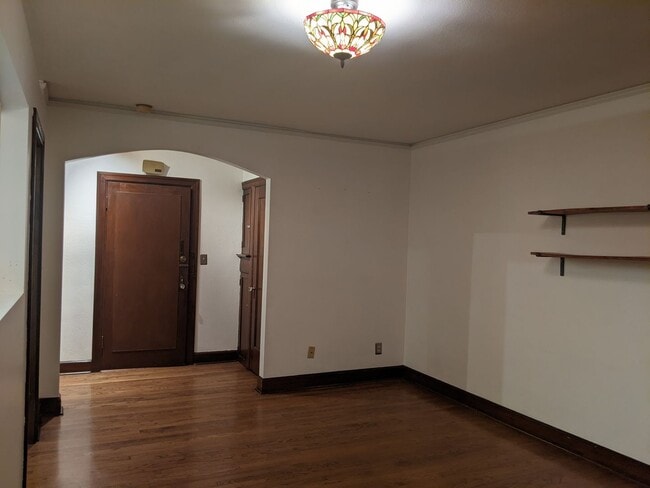 Photo - Vintage Cap Hill Condo Unidad 202