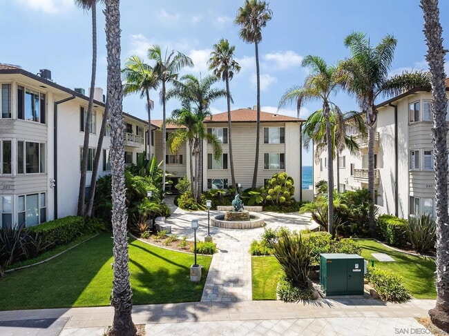 Photo - "Chic Coastal Living: Elegant 1-Bedroom Retreat with Luxe Finishes in La Jolla"