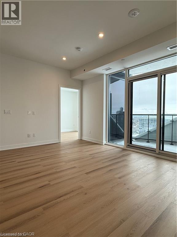 Photo - 25 Wellington St S Unit 1812