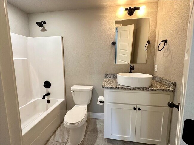 Photo - "Charming Fayetteville Home: 3 Bed, 3 Bath, 1709 Sq Ft with Granite & Hardwood Elegance!"