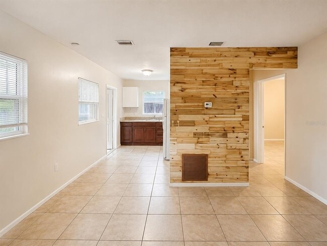 Photo - 5411 70th Ln N