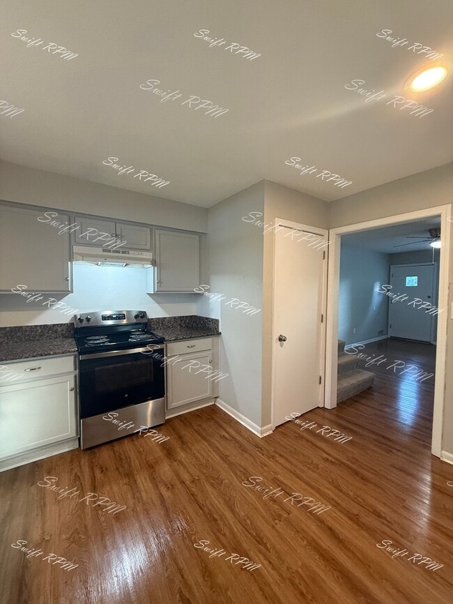 Photo - 819 E Sheridan St