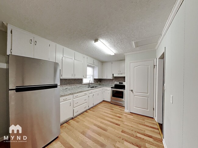 Photo - 7614 Connell Dr