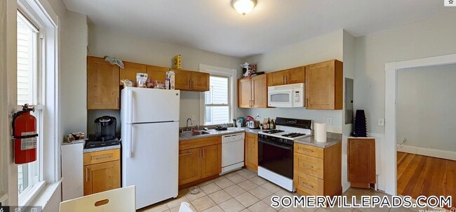 Photo - 378 Washington St Unit 3