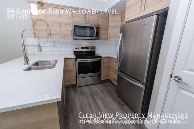 Photo - Amazing 2-bedroom condo with zero scaped yard in West Lethbridge! Unité Lower level