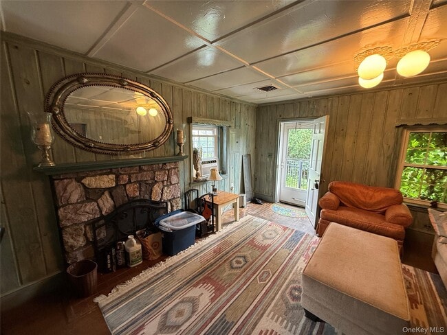Photo - 649 Lakes Rd