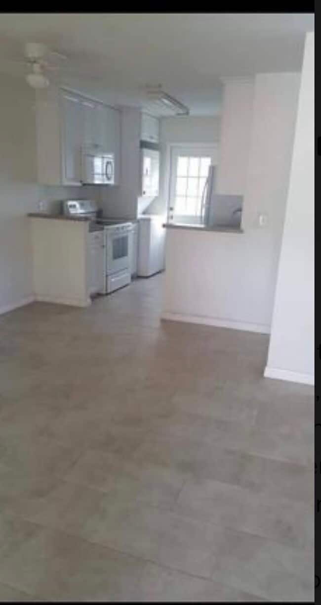Photo - 1788 Poinsettia Ave Unit Poinsettia Duplex