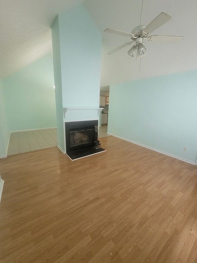 Photo - 3 bedroom 2 bath home located in mid -Wilmington area