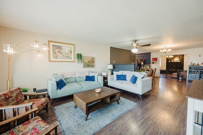 Photo - 1460 Westbrook Ave