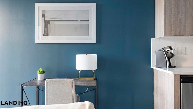 Photo - 600 19th St N Unidad 203