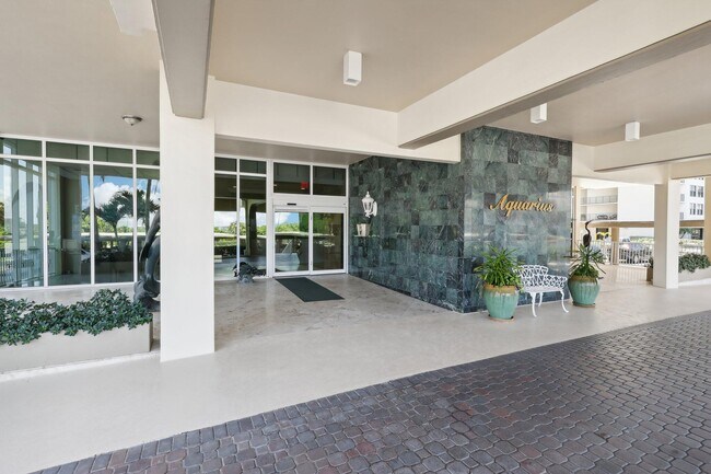 Photo - 5440 N Ocean Dr Unit 903