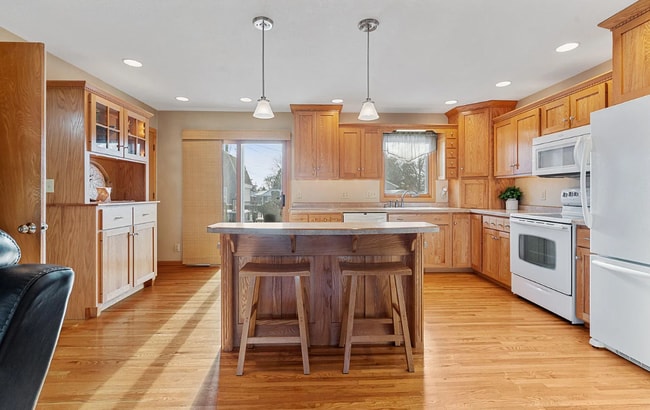 Photo - 3029 Saratoga Dr