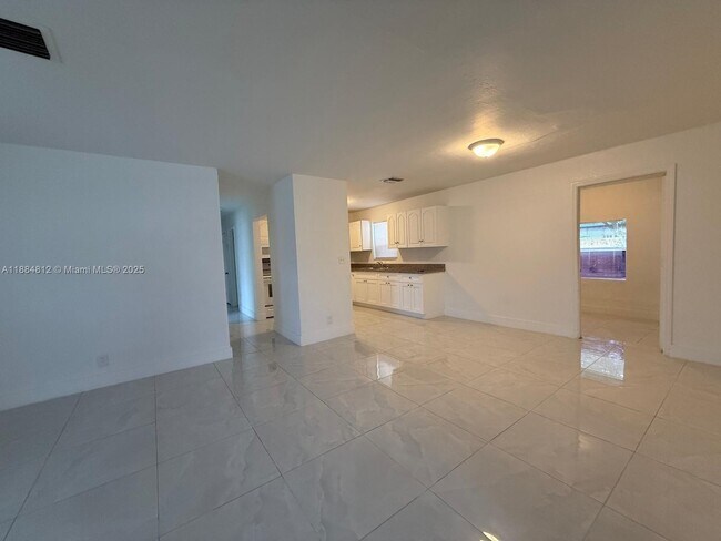 Photo - 3440 NW 4th St