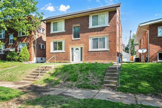 Photo - 5303 Bancroft Ave Apartments