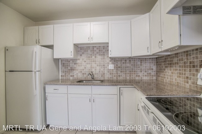 Photo - 3210-3240 Geary Blvd