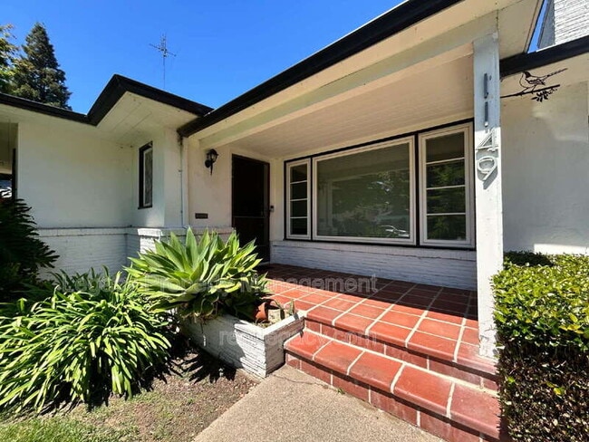 Photo - 1149 8th Ave