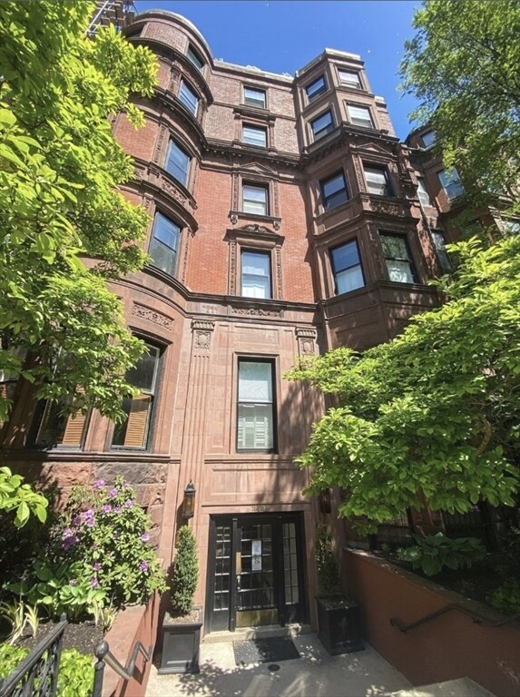 Photo - 239 Commonwealth Ave Condo Unit 12