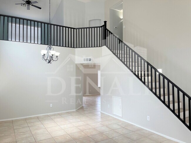 8535 W Vogel Ave