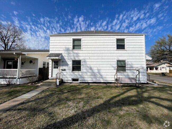 Building Photo - 130 E 15th Ave Unit 130 E 15th Rental