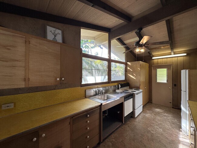 Photo - 935 Koloa St