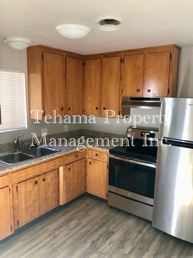 Photo - 1260 Luning St Unidad B