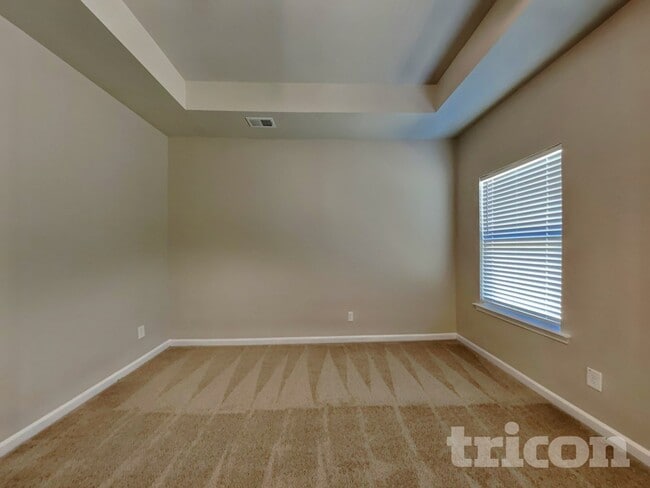 Photo - 228 Arbor Dr