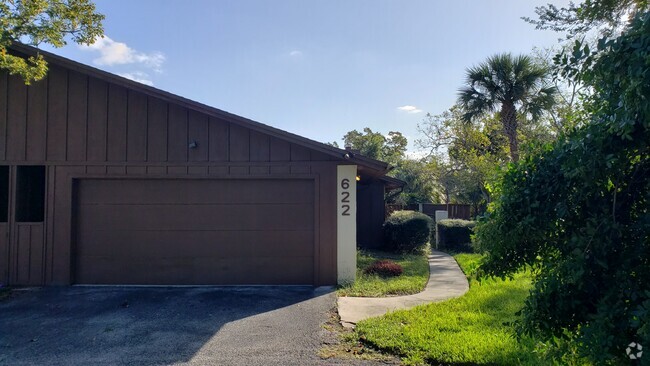 Building Photo - 622 Main Trail Rental