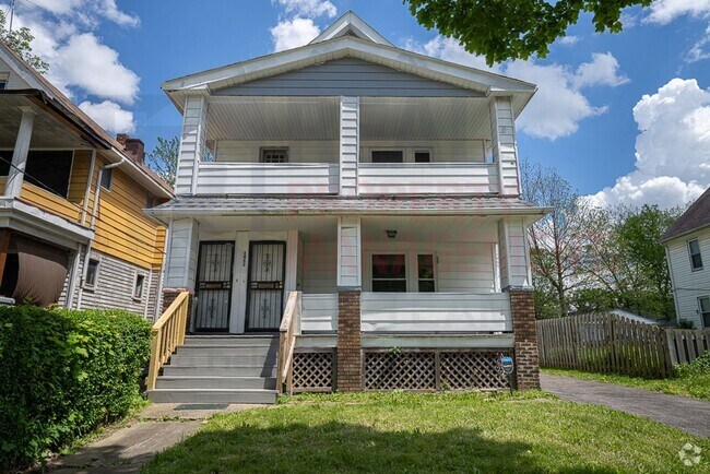 Building Photo - 3461 E 118th St Unit Upper Rental